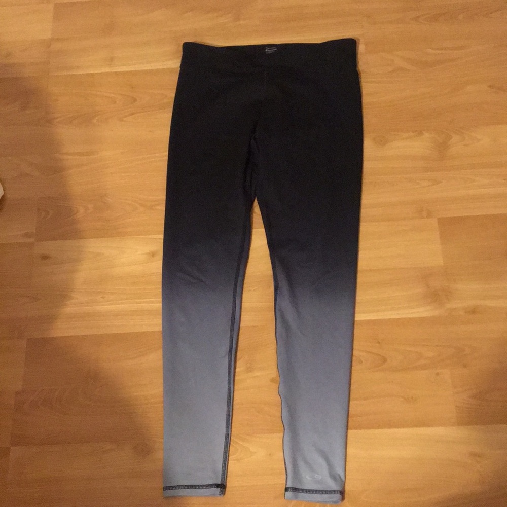 Black to grey ombré workout tights / leggings